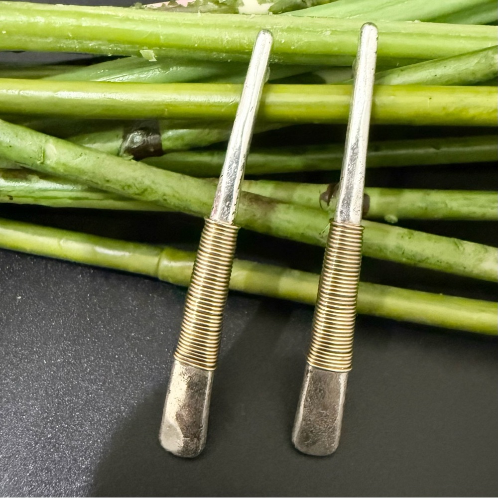 RLM Soho Robert Lee Morris 2-tone Wire Wrapped Hammered Modernist Drop Earrings